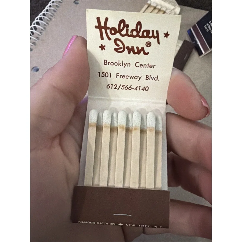 Vintage Matchbook Lot of 6 Holiday‎ Inn Hotel Matches Motel